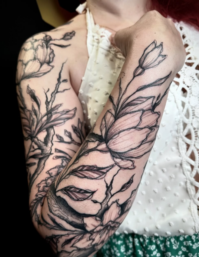Tatouage ornemental et floral par Siane